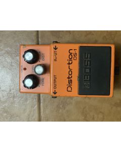 Pedal boss distortion sd1